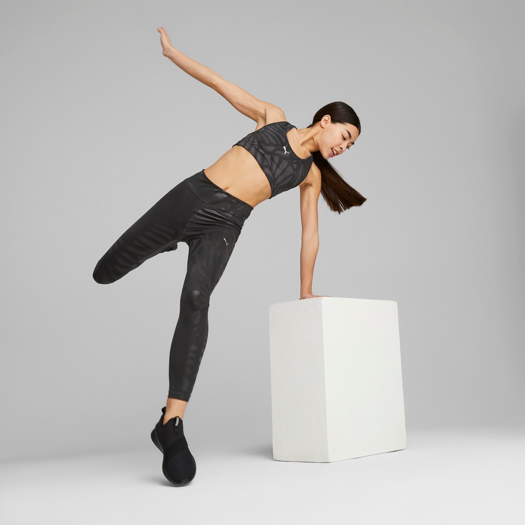 Puma Mid Impact 4Keeps Graphic Bra